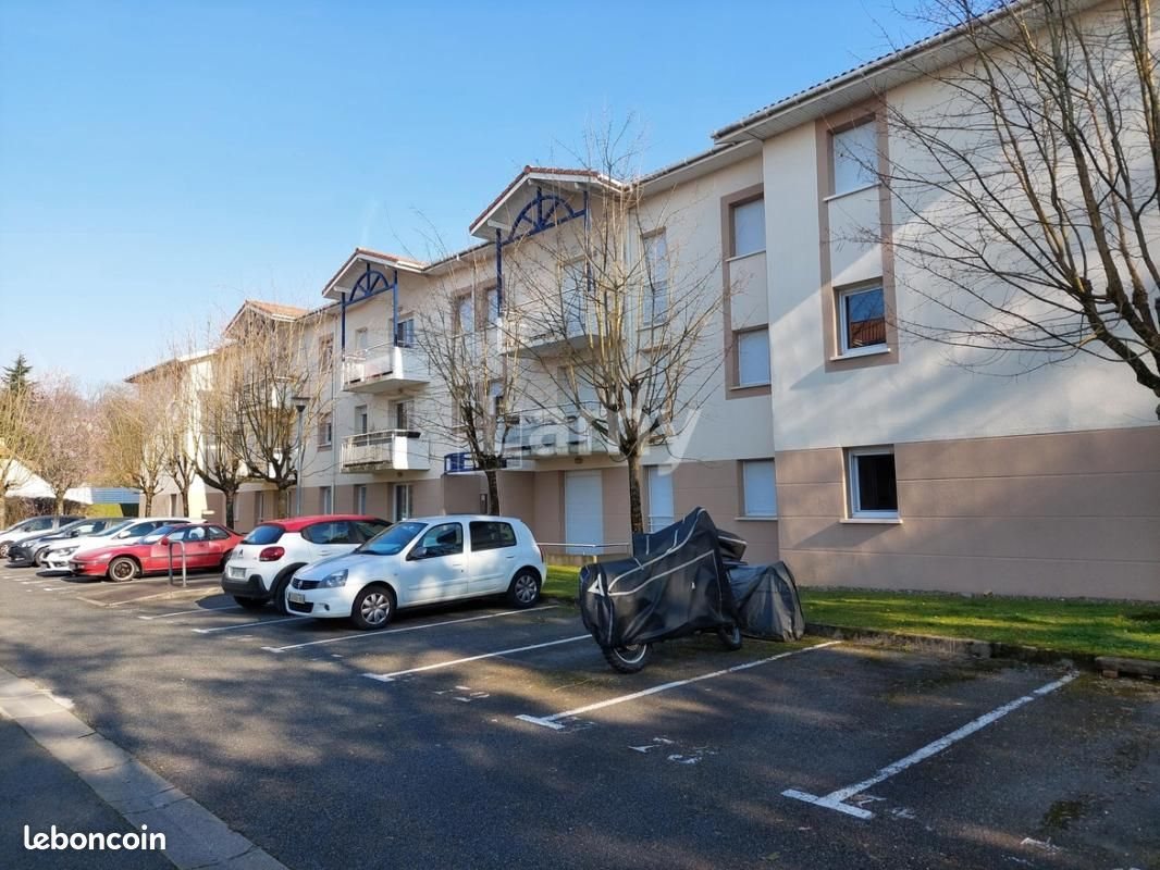 Appartement à louer, 55m², Lons