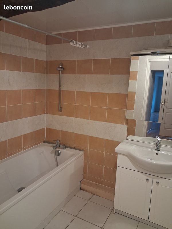 Appartement à louer, 67m², Pont-de-Vaux