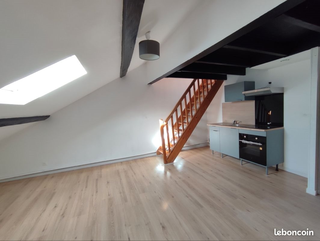 Appartement à louer, 32m², Denain