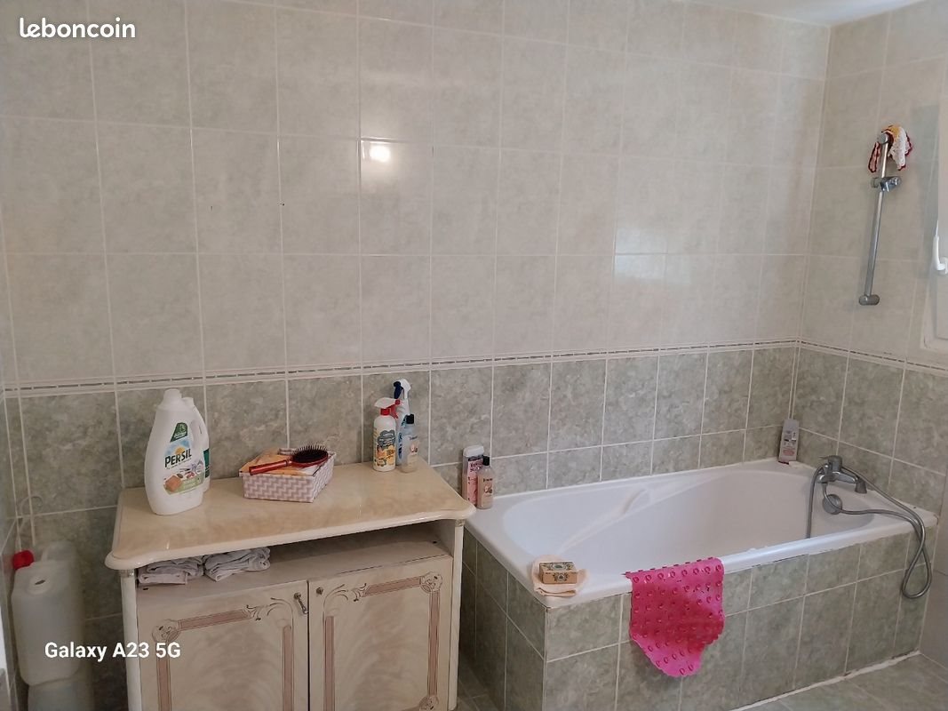 Appartement à louer, 100m², Trégueux