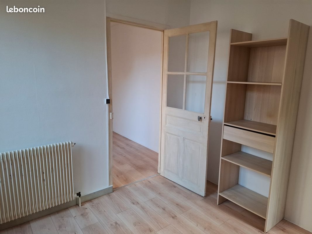 Appartement à louer, 31m², Nontron