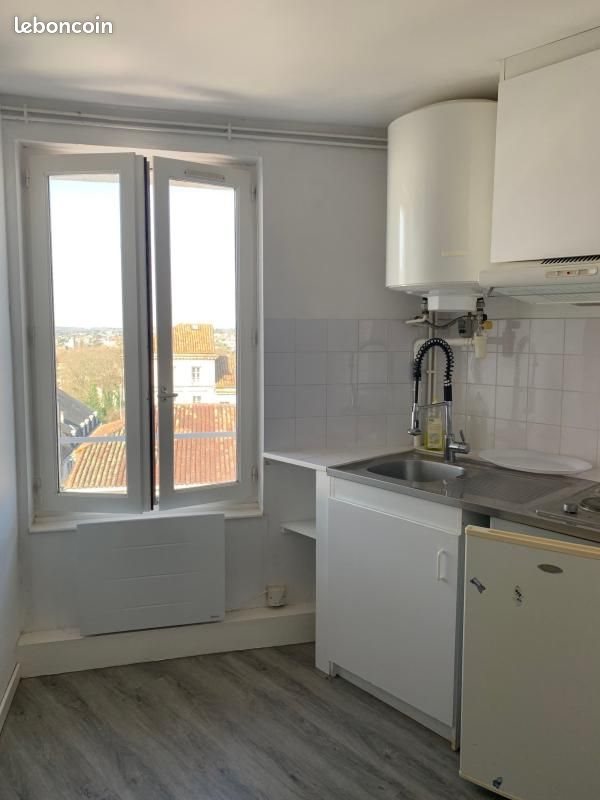 Appartement à louer, 24m², Angoulême