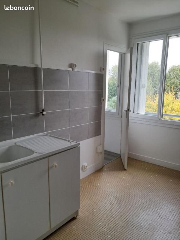 Appartement à louer, 71m², Château-Renault