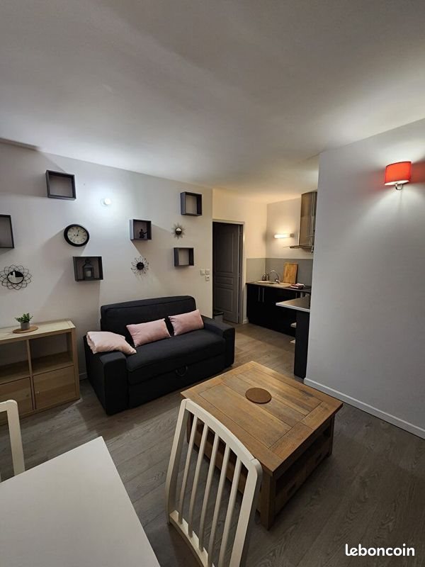 Appartement à louer, 33m², Reims