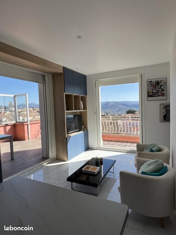 Appartement à louer, 54m², Aubenas