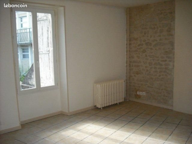 Appartement à louer, 53m², Saint-Jean-d'Angély
