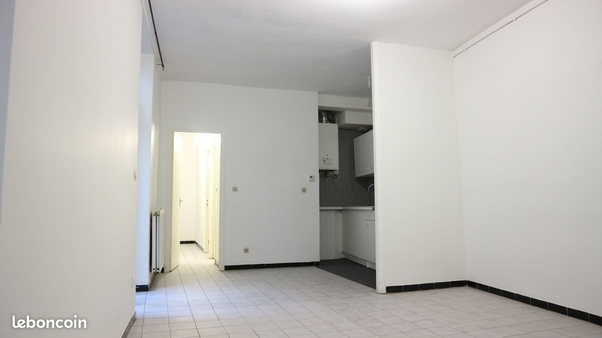 Appartement à louer, 55m², Nîmes