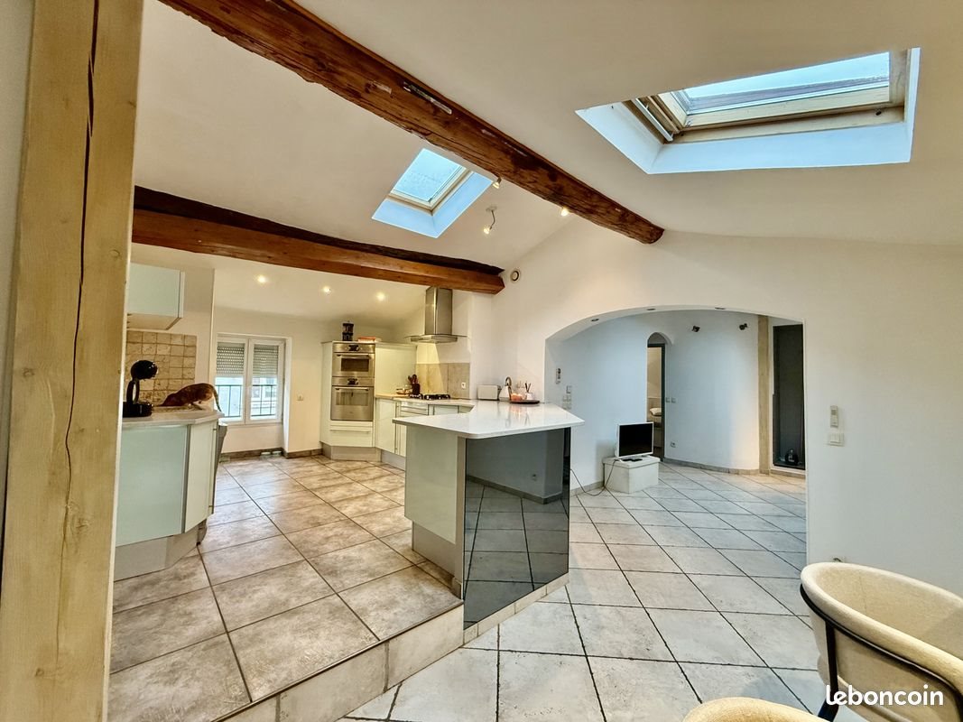 Appartement à vendre, 77m², Saint-Etienne