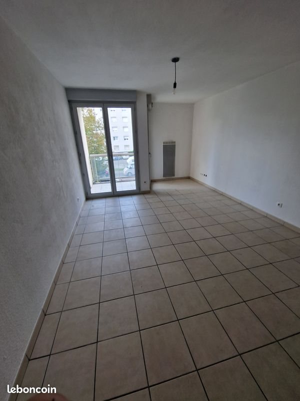 Appartement à louer, 53m², Meyzieu