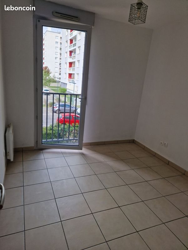Appartement à louer, 53m², Meyzieu