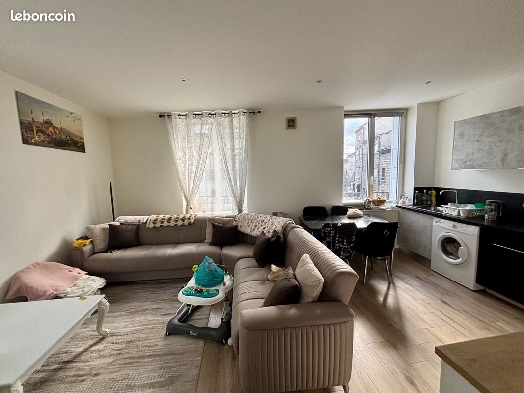 Appartement à louer, 60m², Sainte-Sigolène