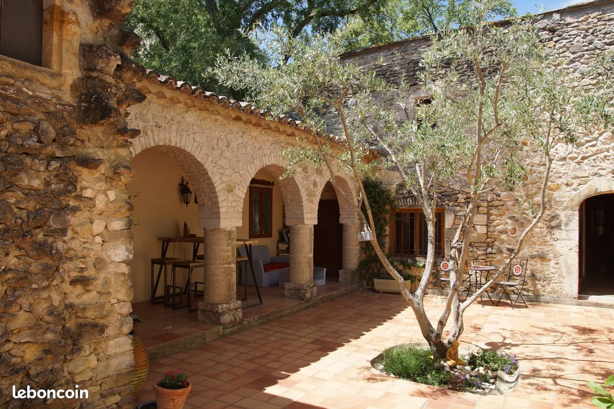 Maison à vendre, 302m², Goudargues