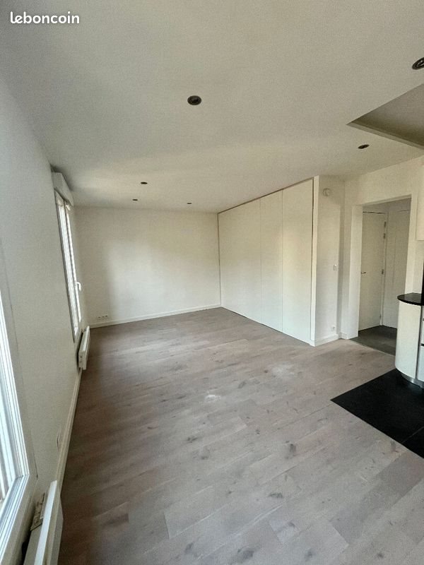 Appartement à louer, 27m², Paris 20ème