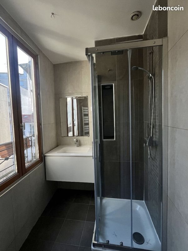 Appartement à louer, 27m², Paris 20ème