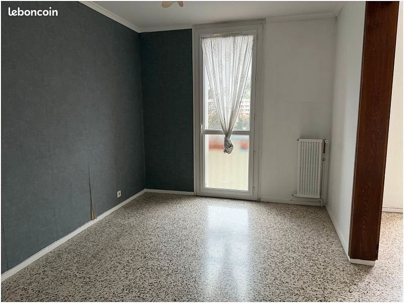 Appartement à louer, 83m², Alès