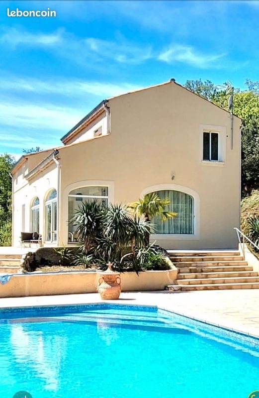 Maison à louer, 220m², Savasse