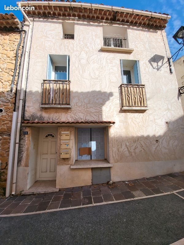 Appartement à louer, 40m², Rocbaron