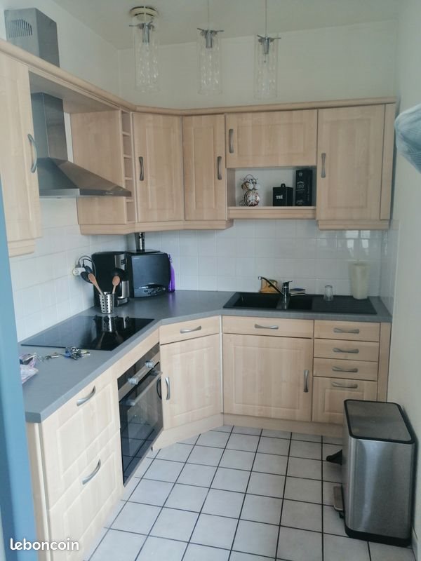 Appartement à louer, 28m², Oyonnax