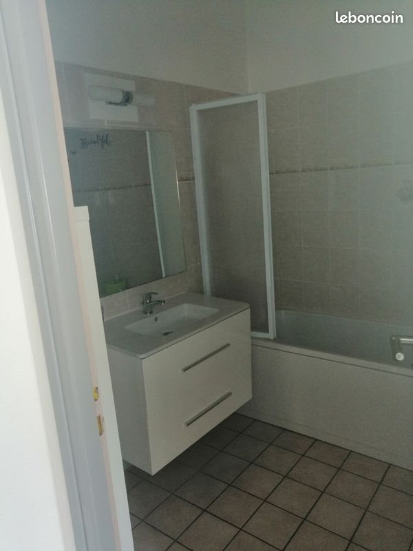 Appartement à louer, 28m², Oyonnax