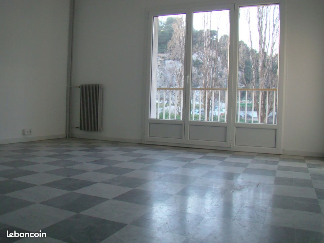 Appartement à louer, 70m², Nice