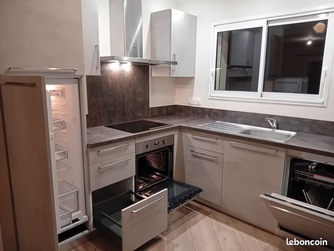 Maison à louer, 85m², Peyrouse