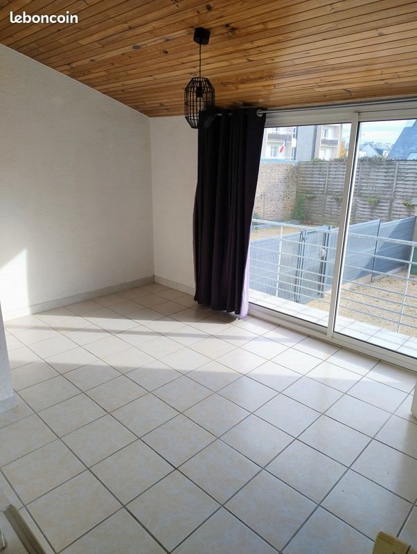 Maison à louer, 79m², Landivisiau