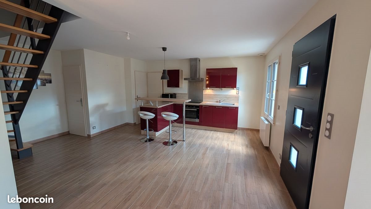 Maison à louer, 84m², Bléré