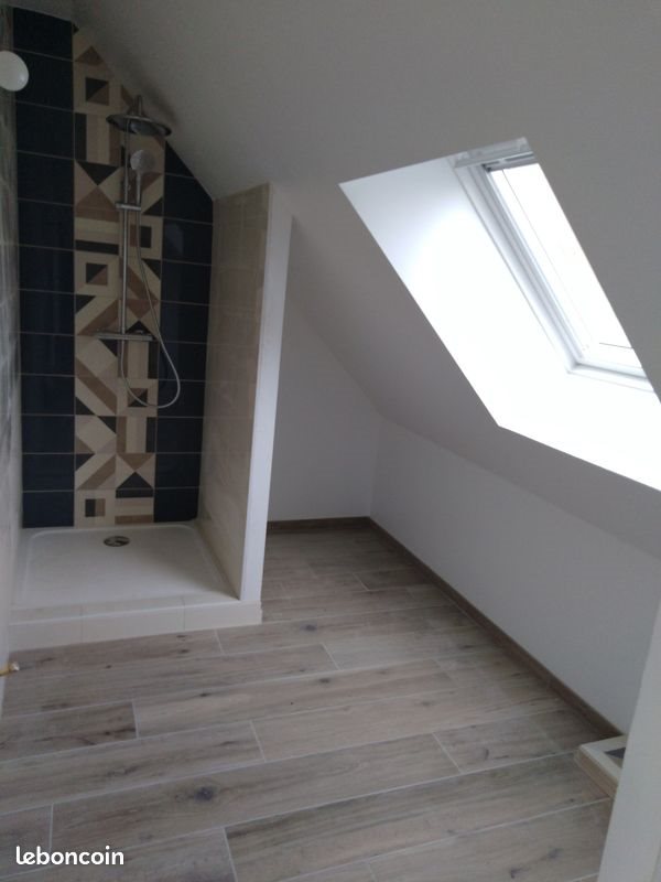 Maison à louer, 90m², Guénin