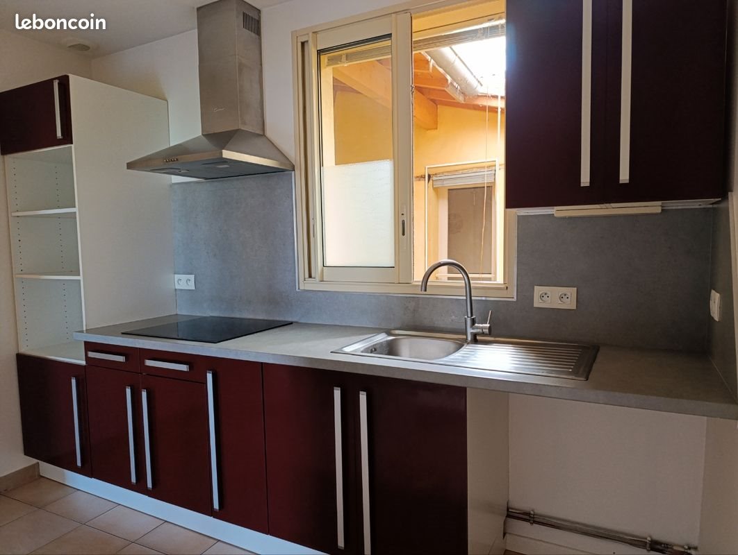 Appartement à louer, 78m², Nègrepelisse