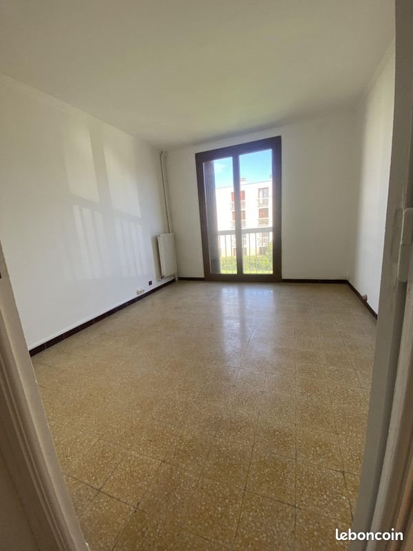 Appartement à louer, 70m², Marseille 12ème