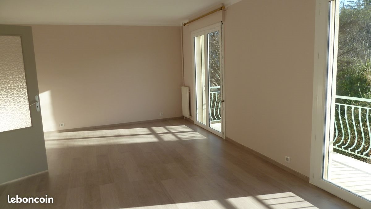 Appartement à louer, 90m², Nîmes