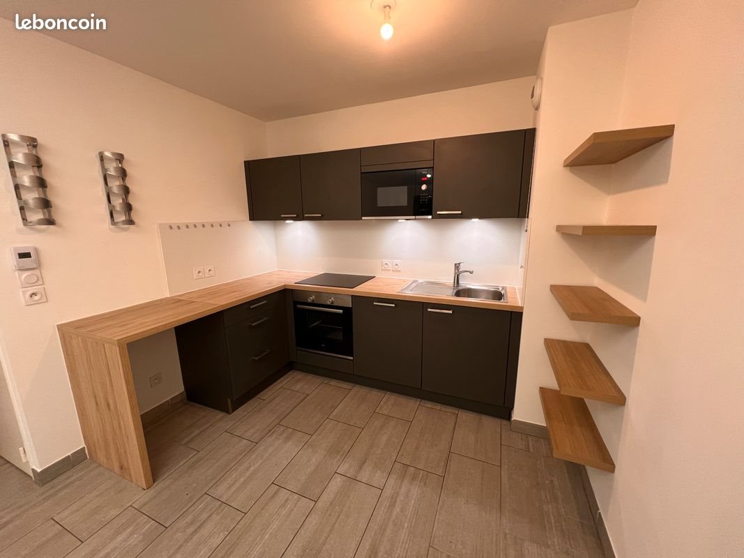Appartement à louer, 65m², Charbonnières-les-Bains