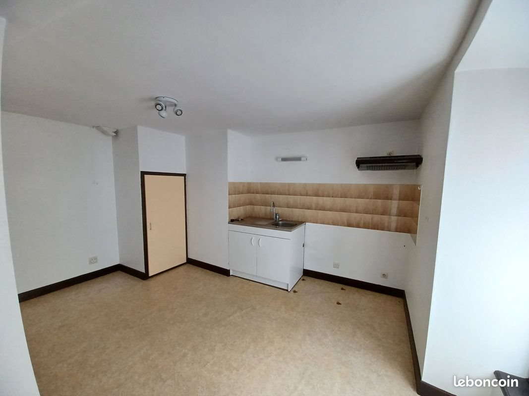Appartement à louer, 63m², Mauriac