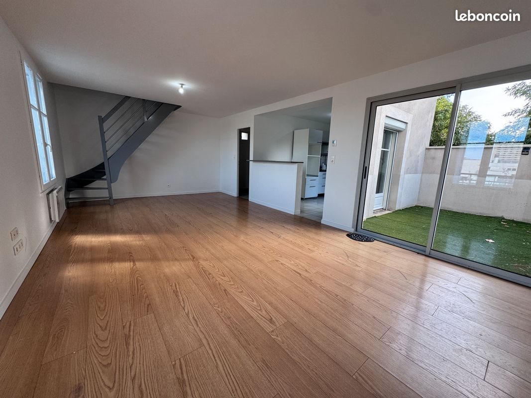 Maison à louer, 101m², Bordeaux