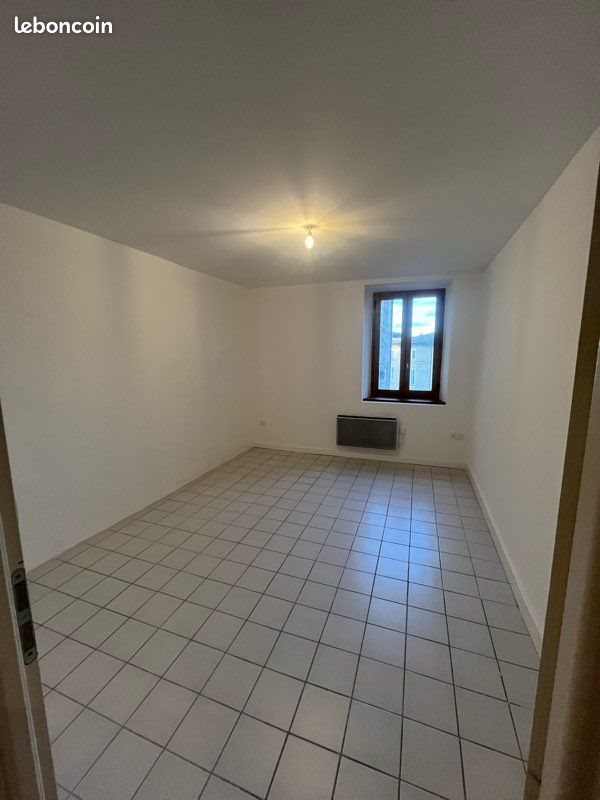 Appartement à louer, 70m², Flaviac