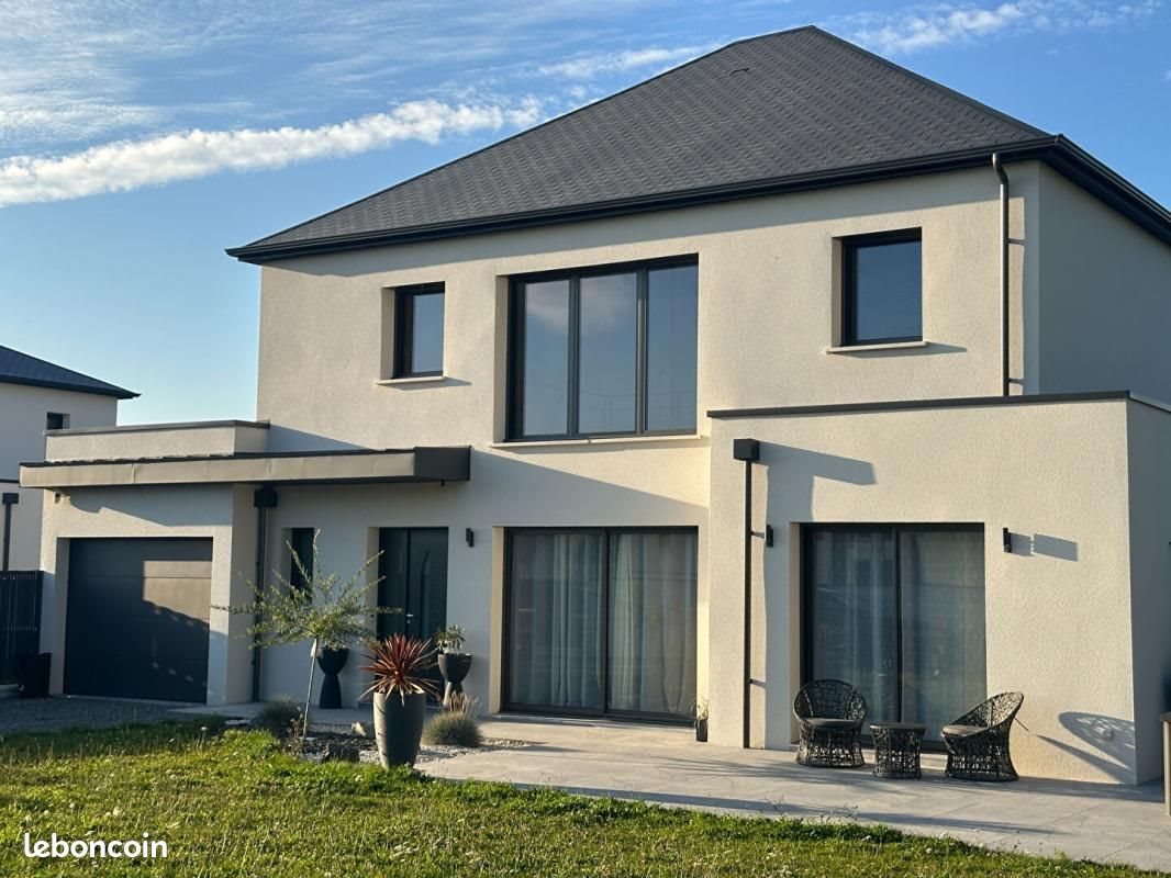 Maison à vendre, 170m², Neuville-sur-Sarthe