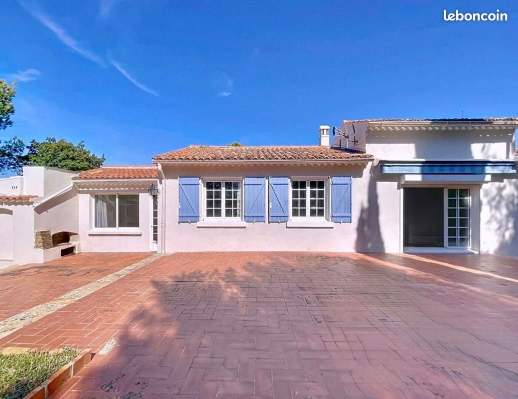 Maison à vendre, 137m², Saint-Cyr-sur-Mer