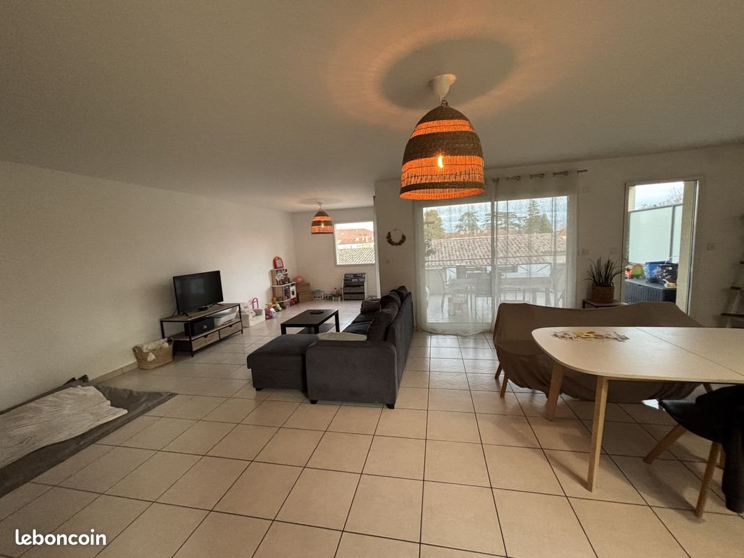 Appartement à louer, 114m², Saint-Péray