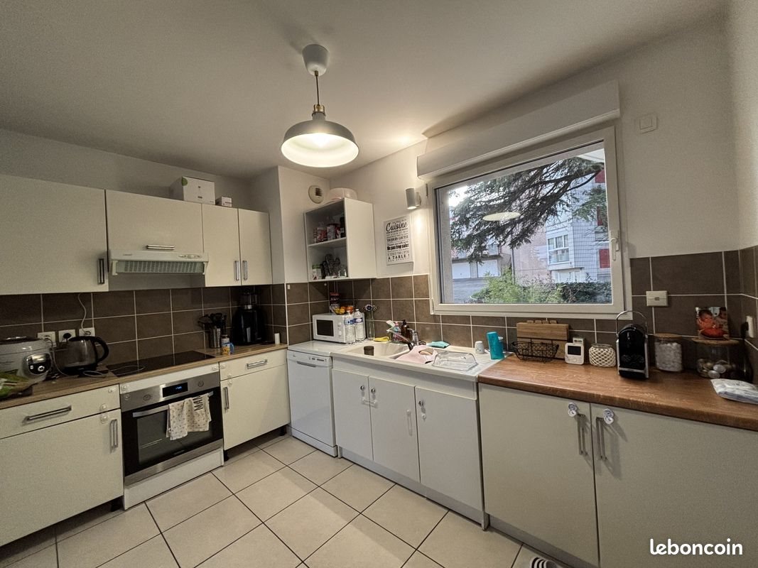 Appartement à louer, 114m², Saint-Péray