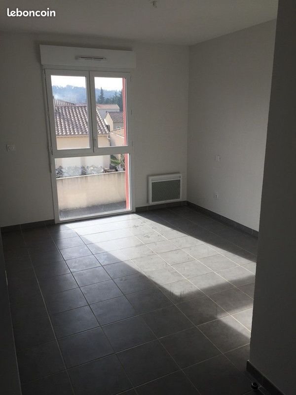 Appartement à louer, 43m², Saze