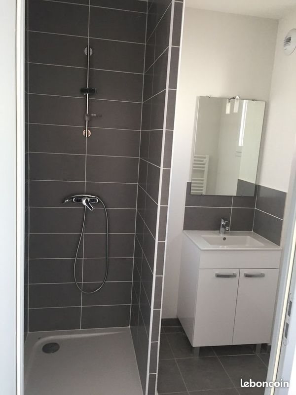 Appartement à louer, 43m², Saze