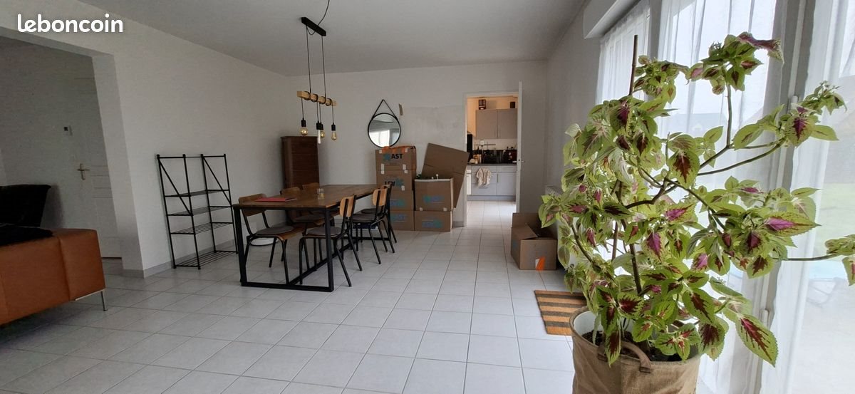 Maison à louer, 143m², Houppeville