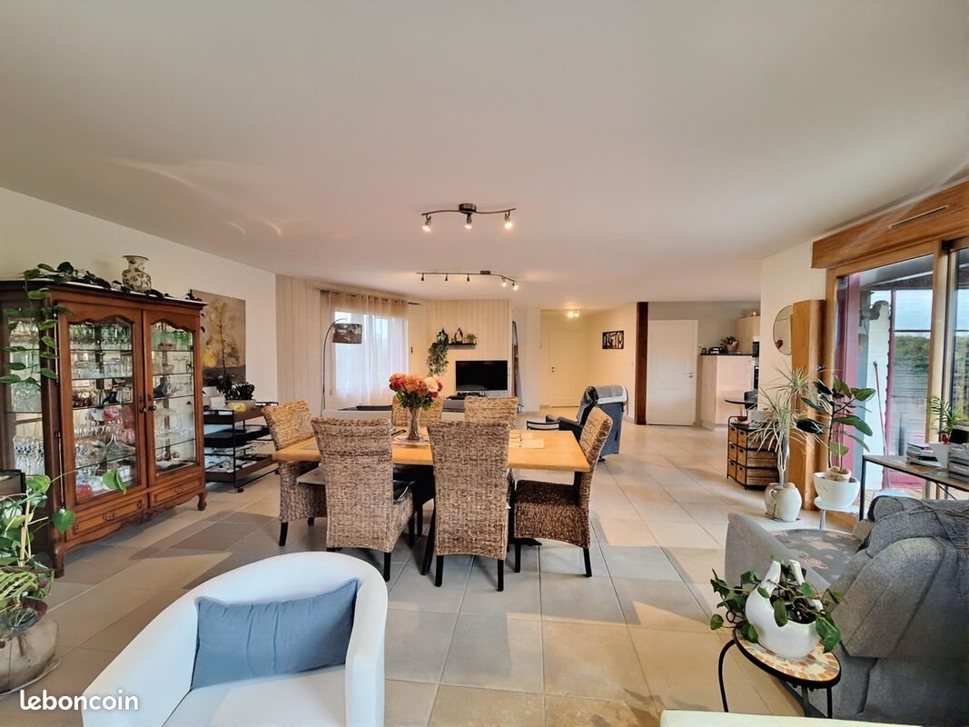 Maison à vendre, 146m², Ombrée d'Anjou