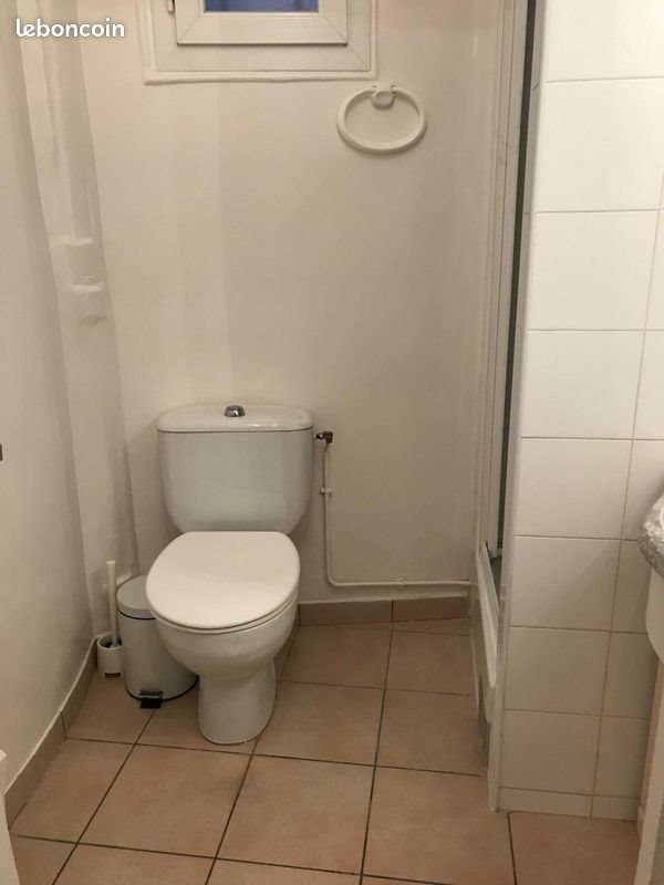 Appartement à louer, 26m², Marseille 5ème