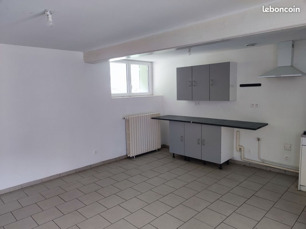 Maison à louer, 110m², Domecy-sur-le-Vault