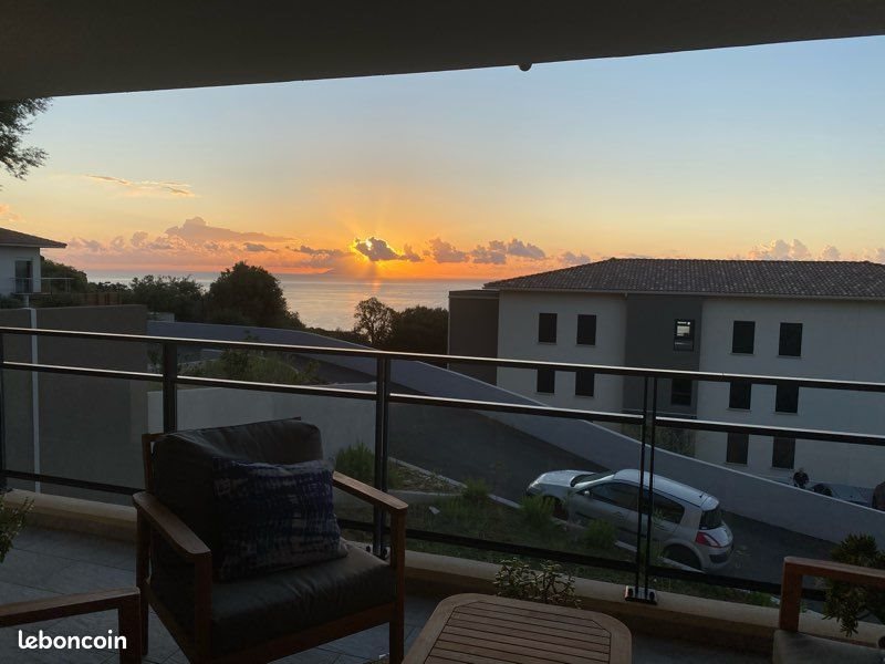 Appartement à louer, 45m², Bastia