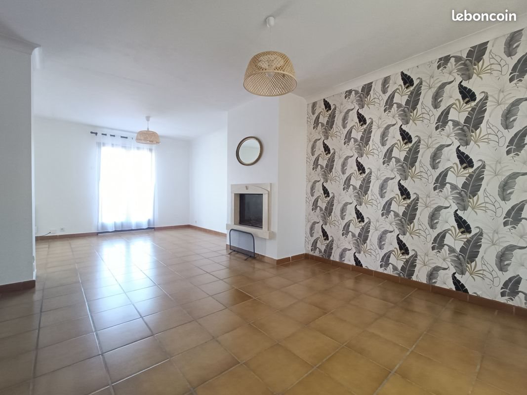 Maison à louer, 141m², Saint-Erblon