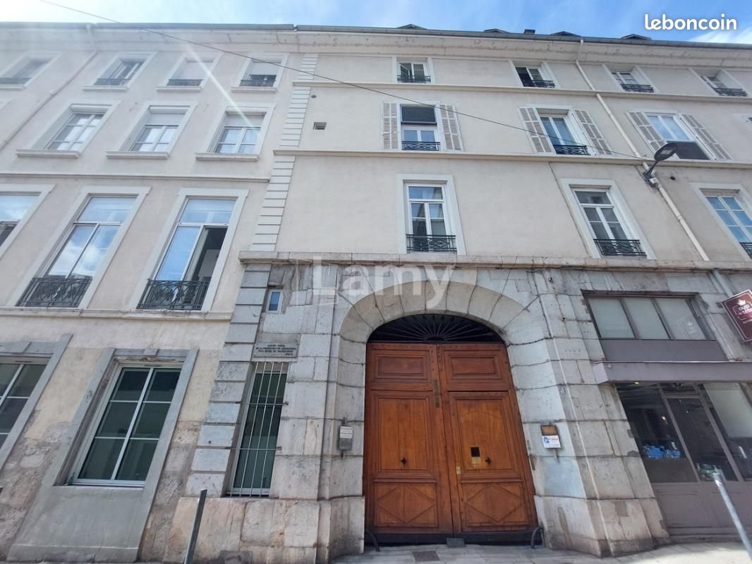Appartement à louer, 175m², Grenoble