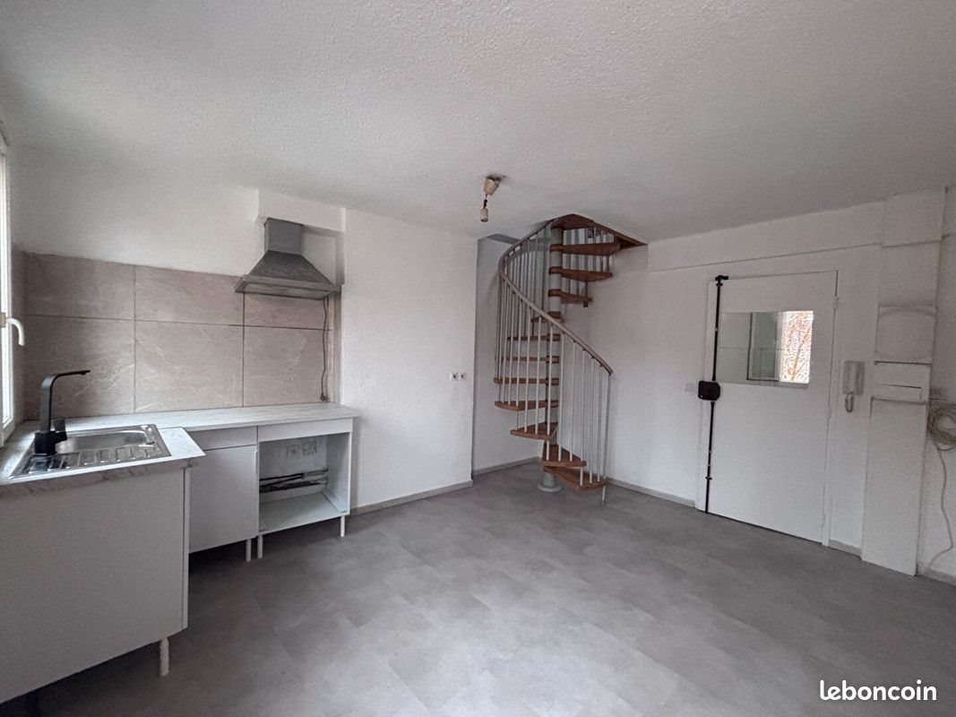 Appartement à louer, 17m², Toulon