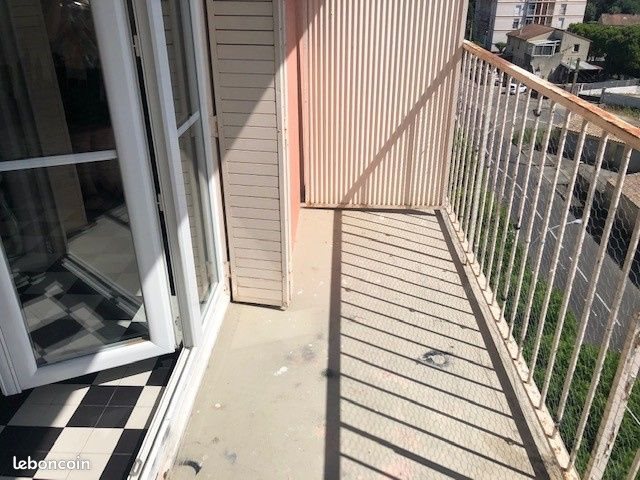 Appartement à louer, 30m², Bourg-Saint-Andéol